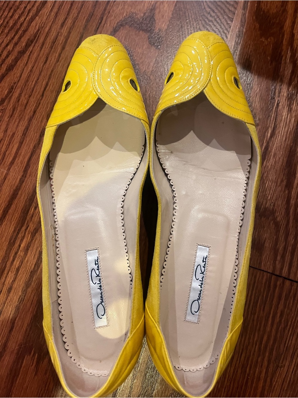 Oscar De La Renta Yellow Leather Women's Ballet Flats Size 8